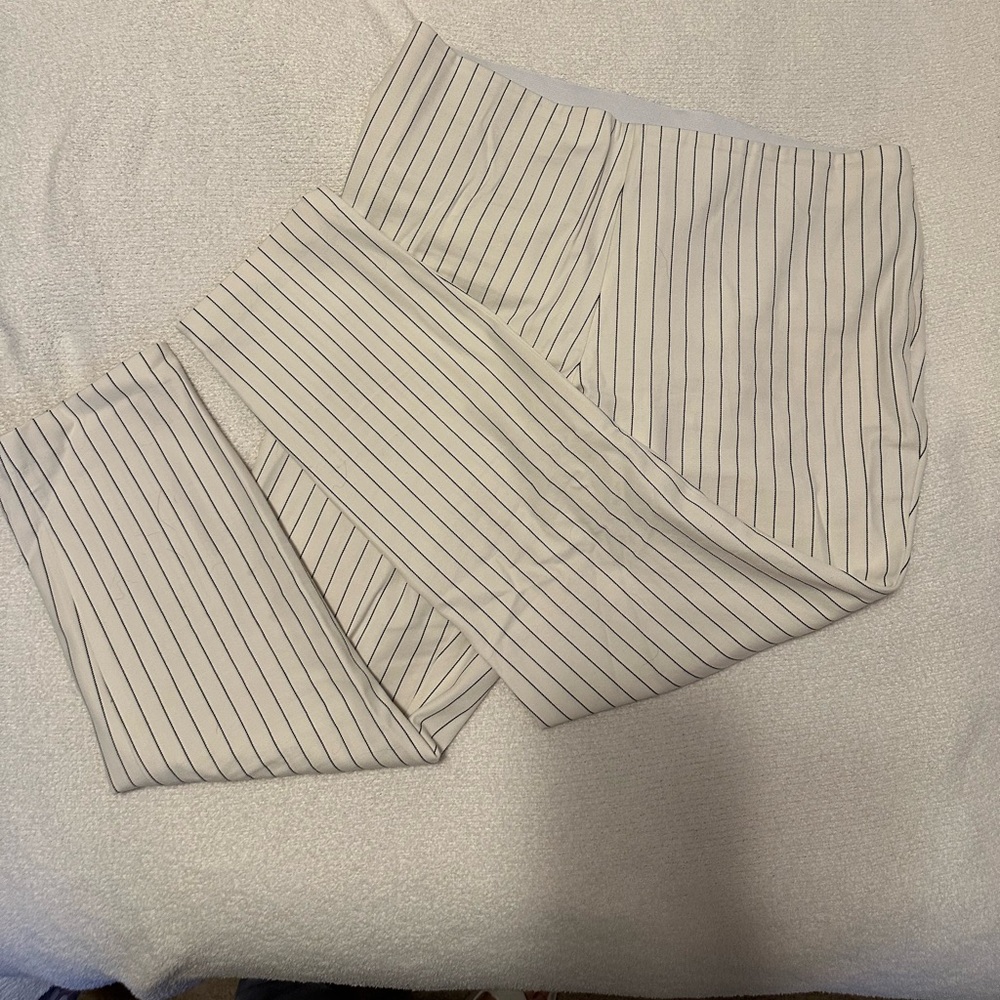 A New Day, size 14, cream and black